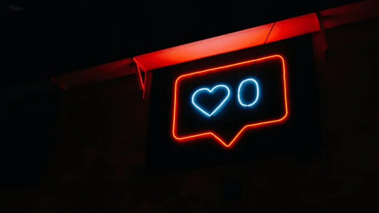 heart count likes sign